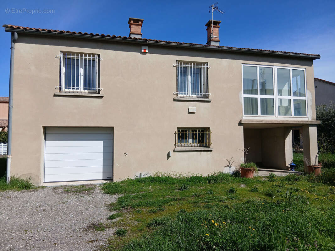 Maison à SAINT-HILAIRE-DE-BRETHMAS