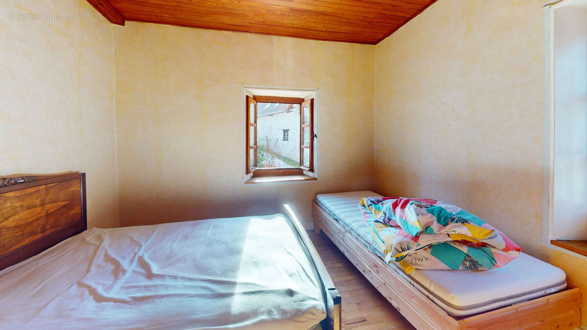 Maison à SAINT-MARTIN-D'URIAGE