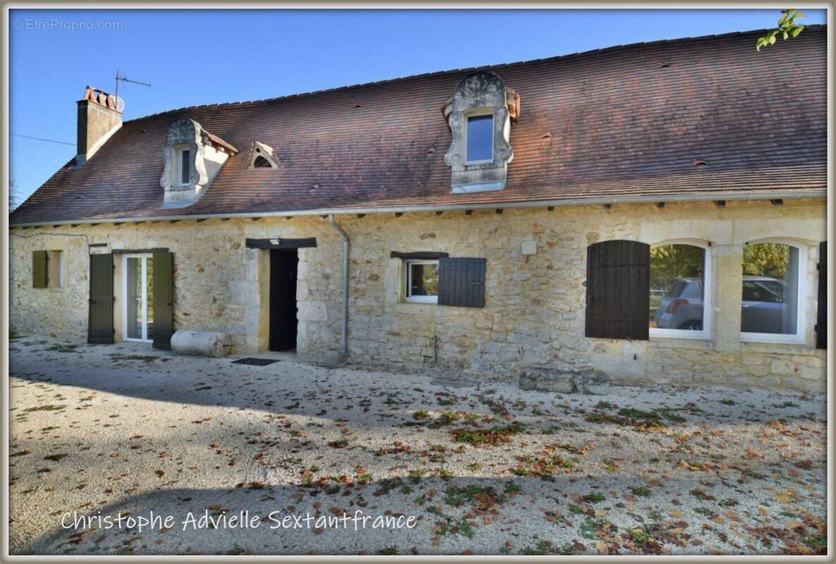 Périgourdine en pierres, rénovée, 3 chambres et un bureau sur terrain de 1820 M2 environ - photo 15