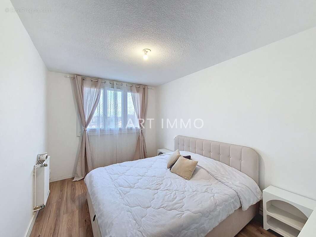 Appartement à LE PONTET