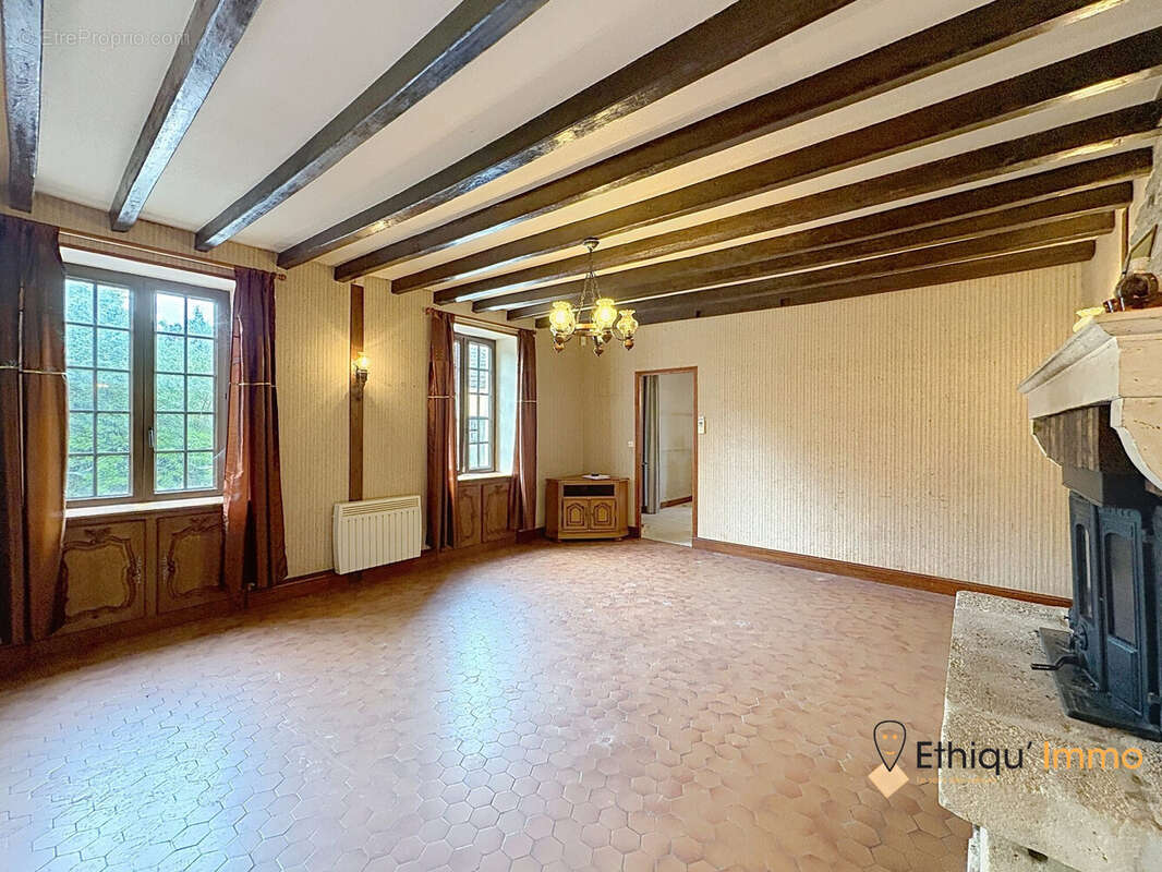 Maison 134 m² à Bertignolles  - photo 4