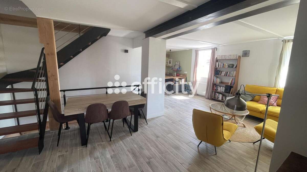 Maison 110 m² à Rustrel  - photo 13