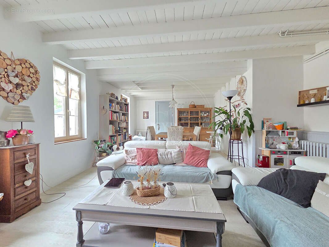 Maison à MIOS