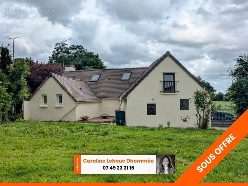 Maison à LA PERRIERE