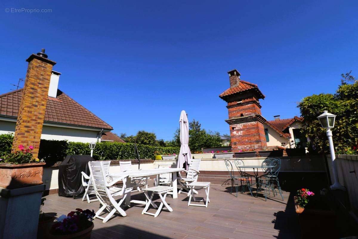 Maison à CROISSY-SUR-SEINE