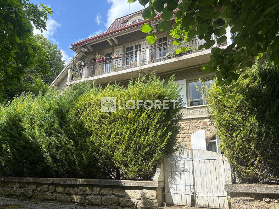 Appartement à MEULAN