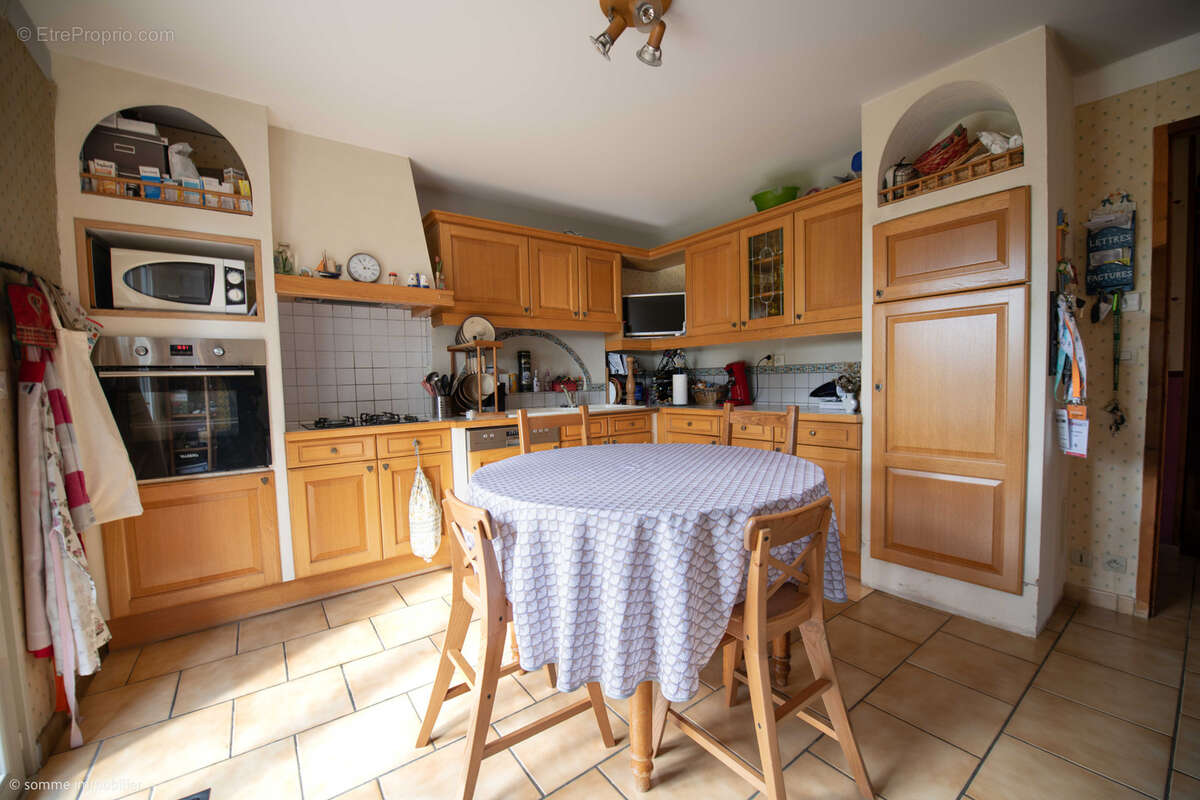 Maison à SAINT-VAAST-EN-CHAUSSEE