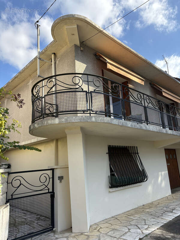 Maison à CHATELLERAULT