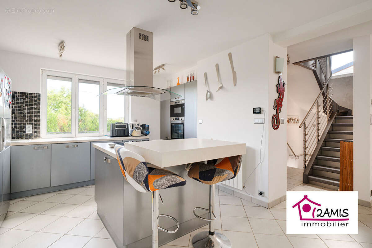 Maison à BOUXIERES-AUX-CHENES