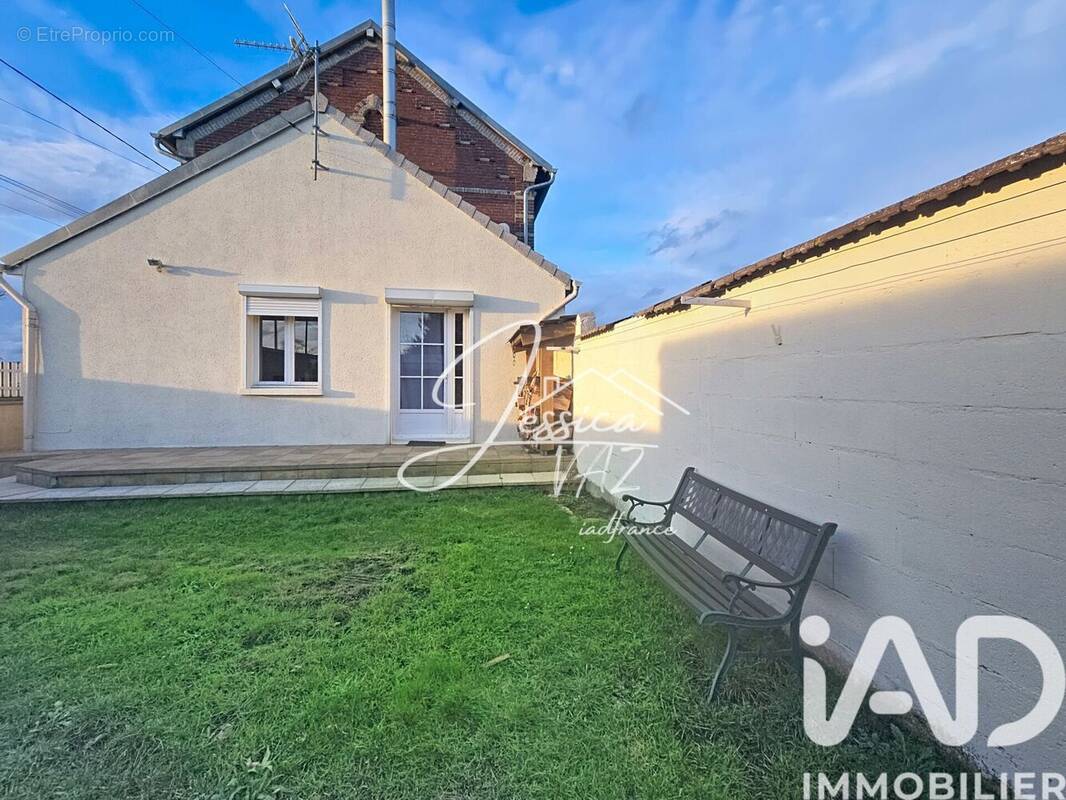 Photo 1 - Maison à LAGNY-LE-SEC