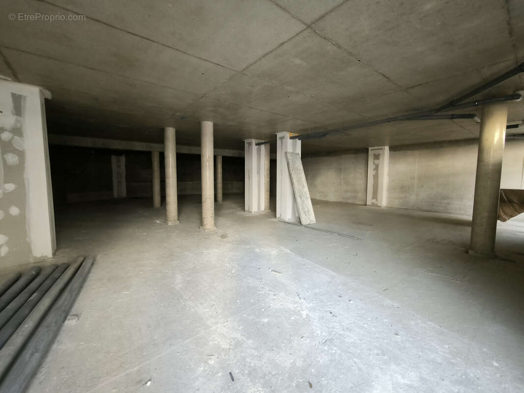 Commerce à JOUE-LES-TOURS