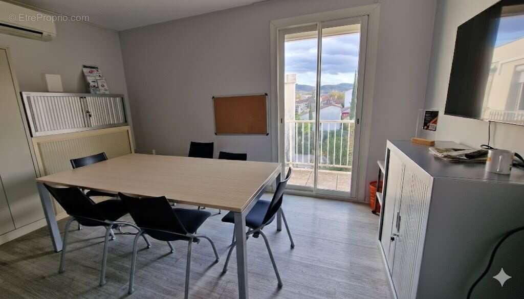 Commerce 338 m² à Crest  - photo 4