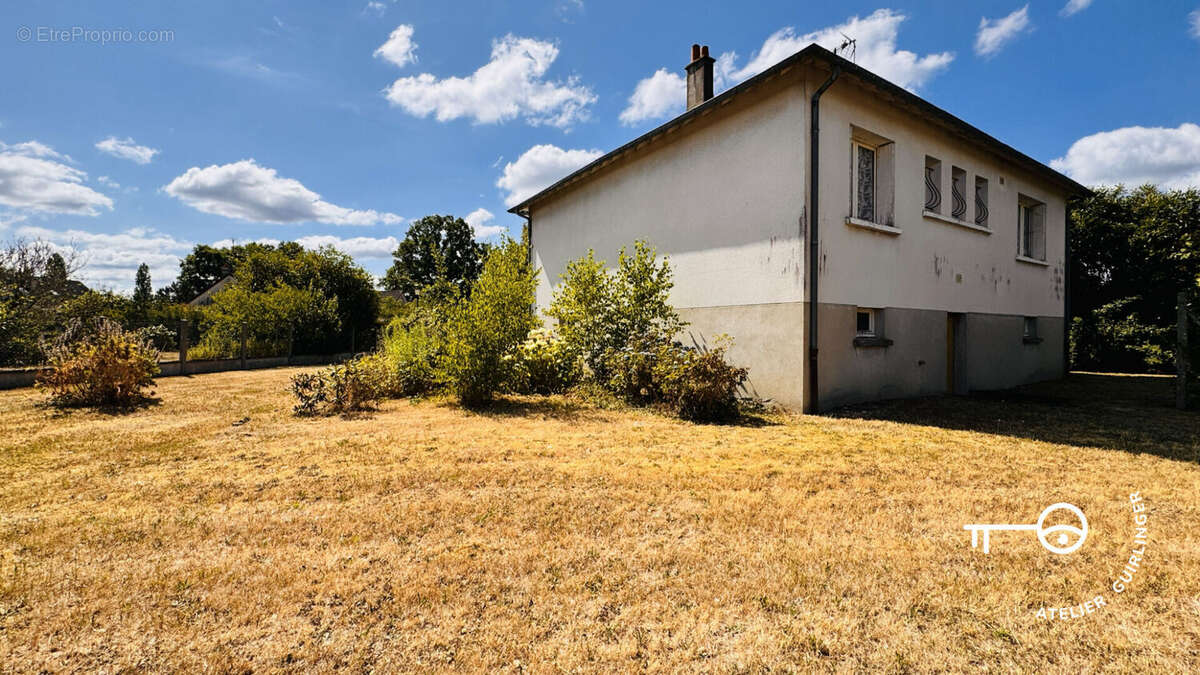 À Chaumont-sur-Tharonne ? Maison familiale sur sous-sol, au coeur d'une impasse ! - photo 17