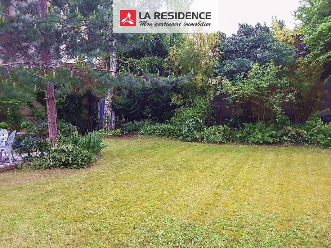 Appartement à VERSAILLES
