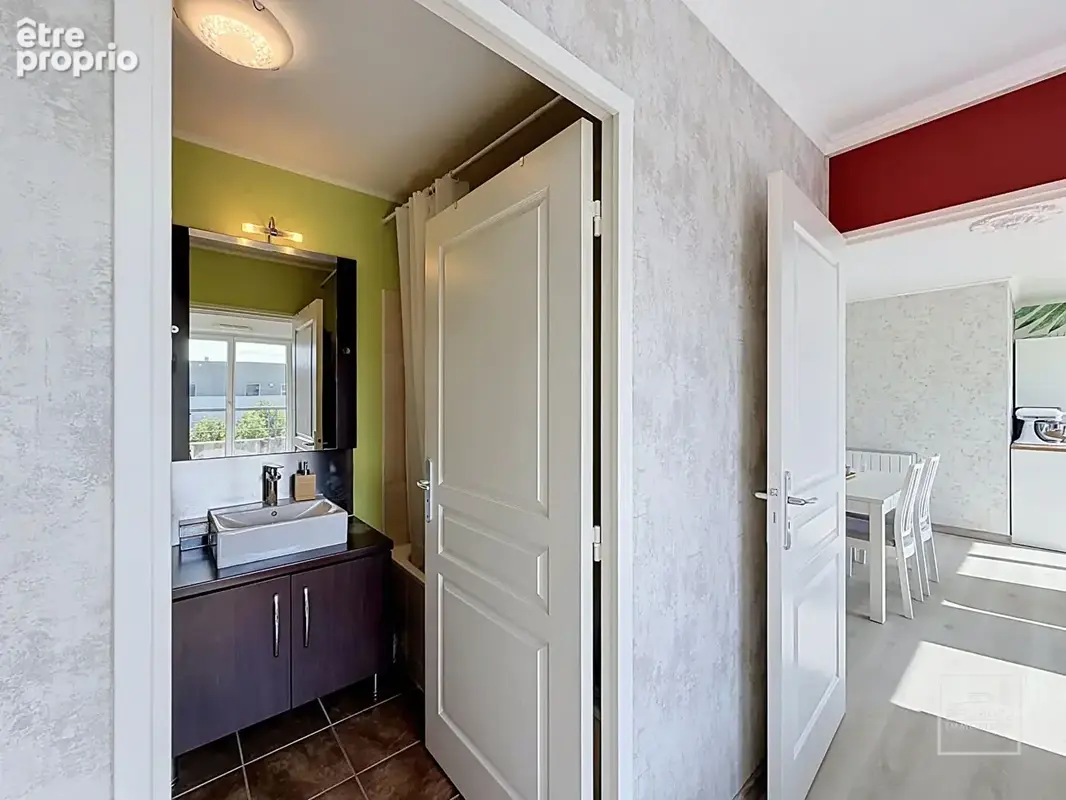 Beau t2 au dernier etage avec garage - photo 9