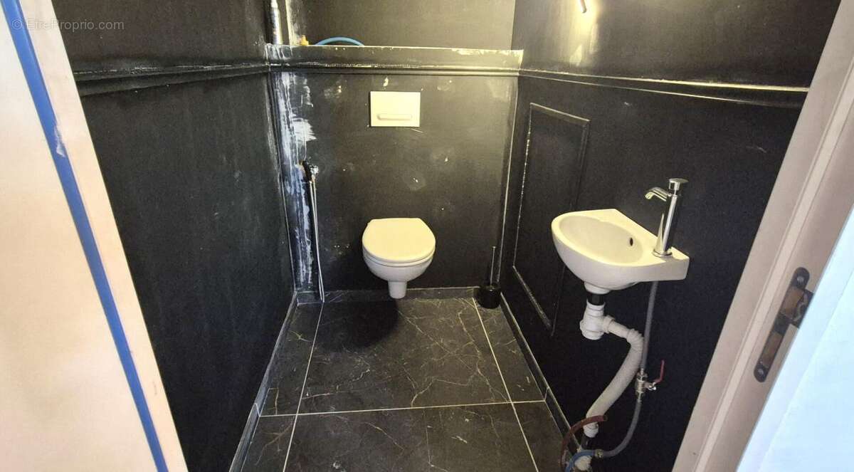 Superbe Ensemble Immobilier de 240 m² Style Champenois à Réhabiliter avec ses Greniers, Dépendances et 1 Logement Résidentiel de - photo 13
