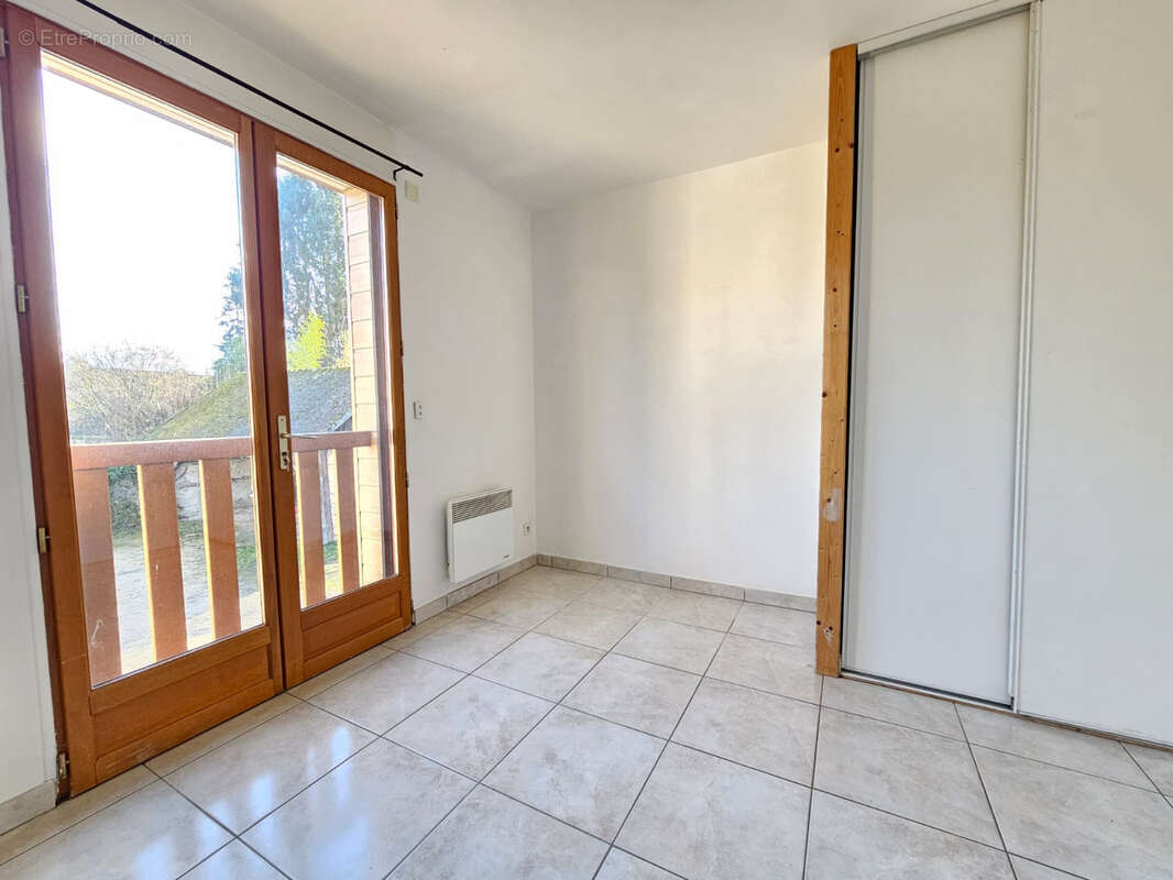 Appartement à BOISSY-SOUS-SAINT-YON