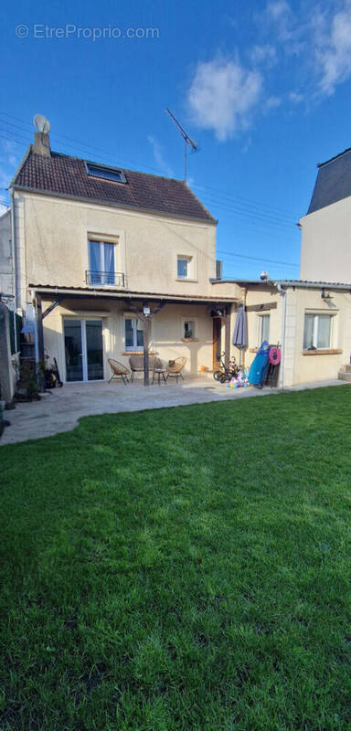 Maison à NANTEUIL-LE-HAUDOUIN