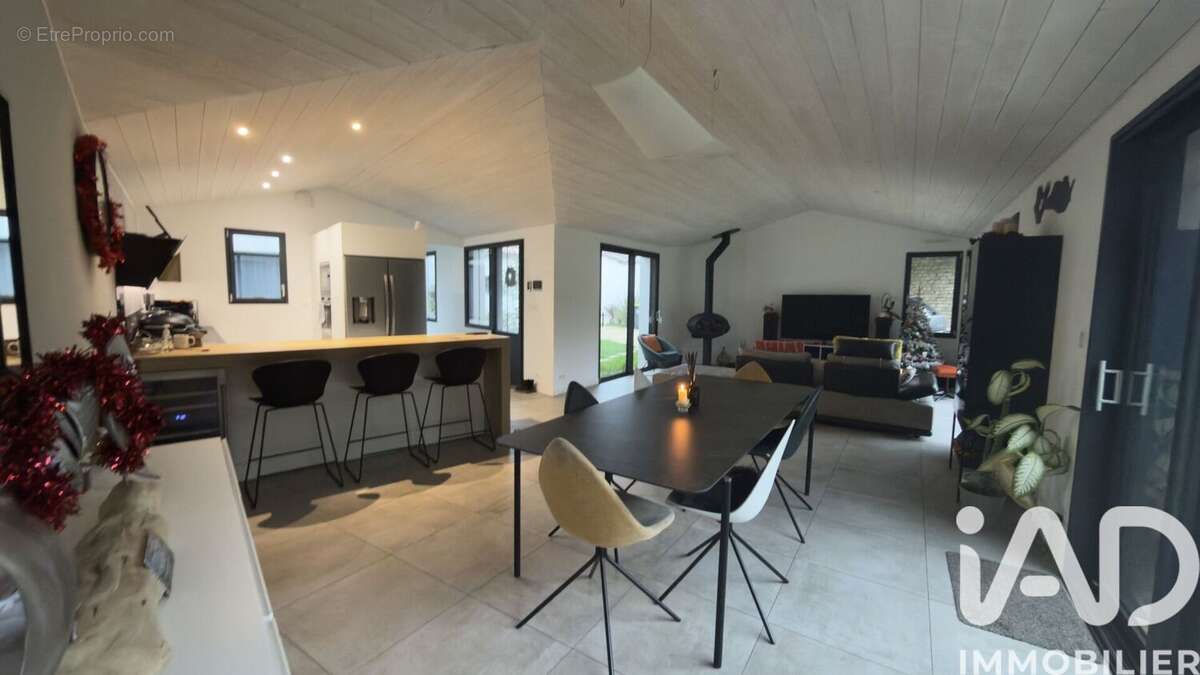 Photo 5 - Maison à LA FLOTTE