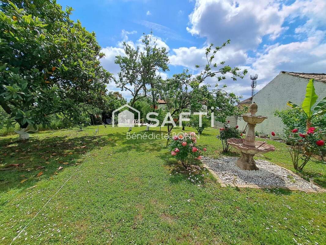 Maison 155 m² à Mirambeau  - photo 6