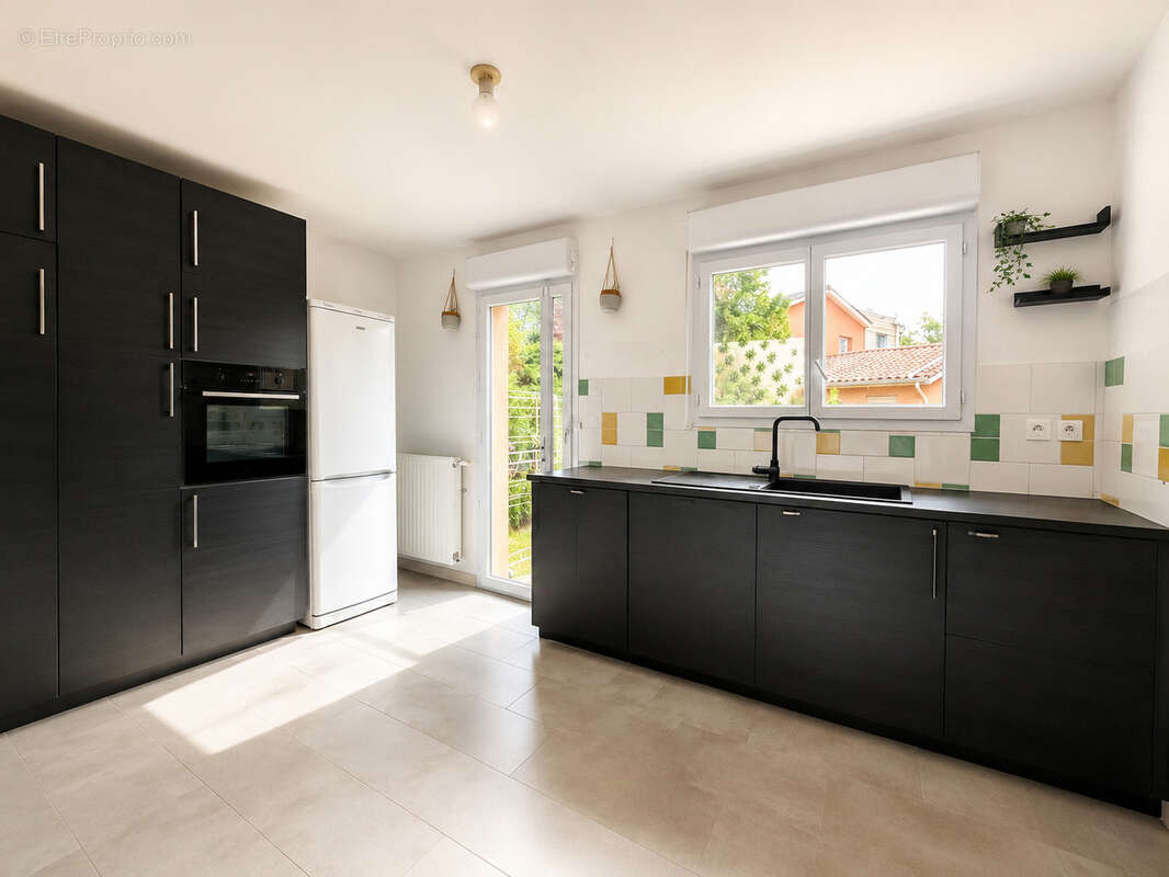 FLOIRAC   Maison T3 de 72 m2 avec garage et jardin - photo 3