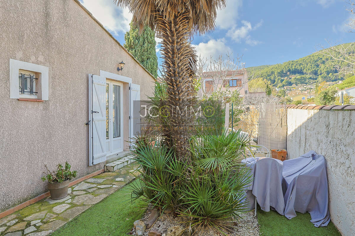 Maison à LA FARLEDE