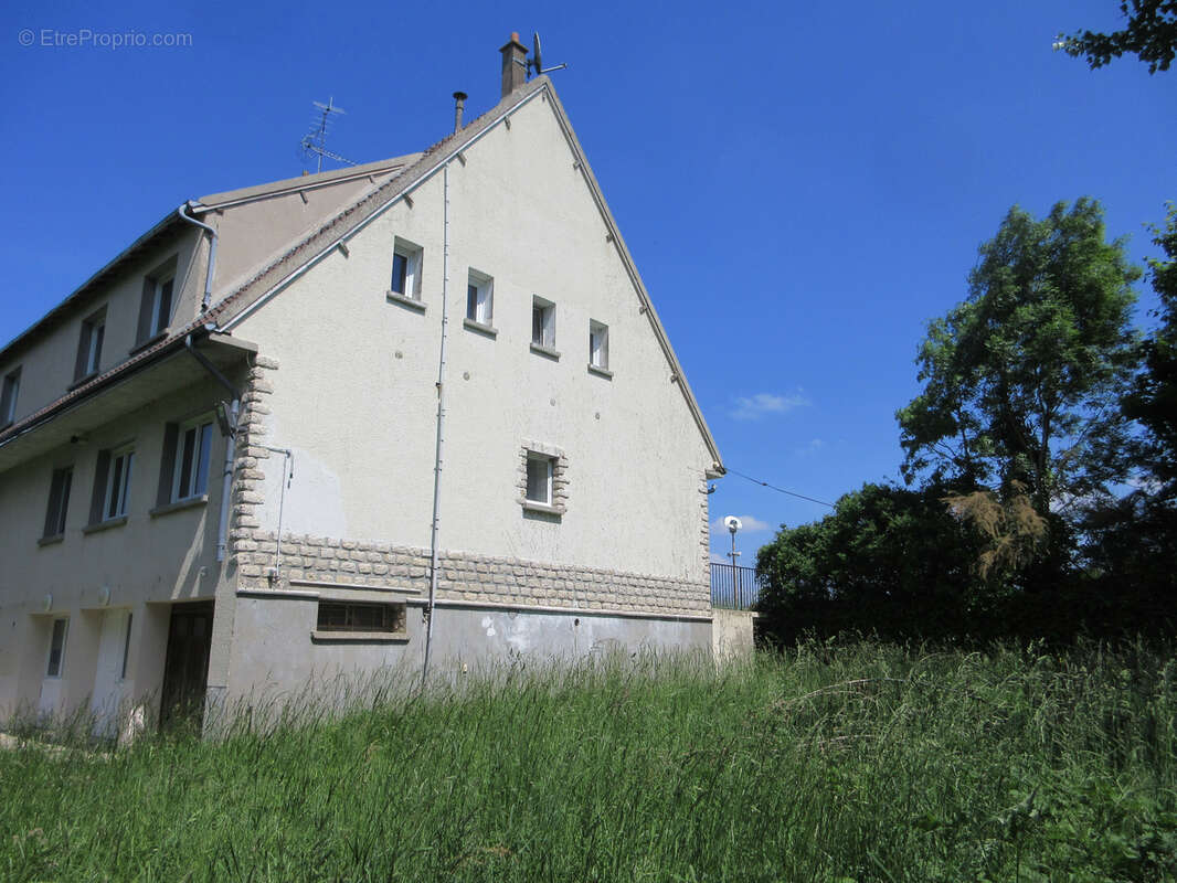Appartement à SAINT-MARCEL