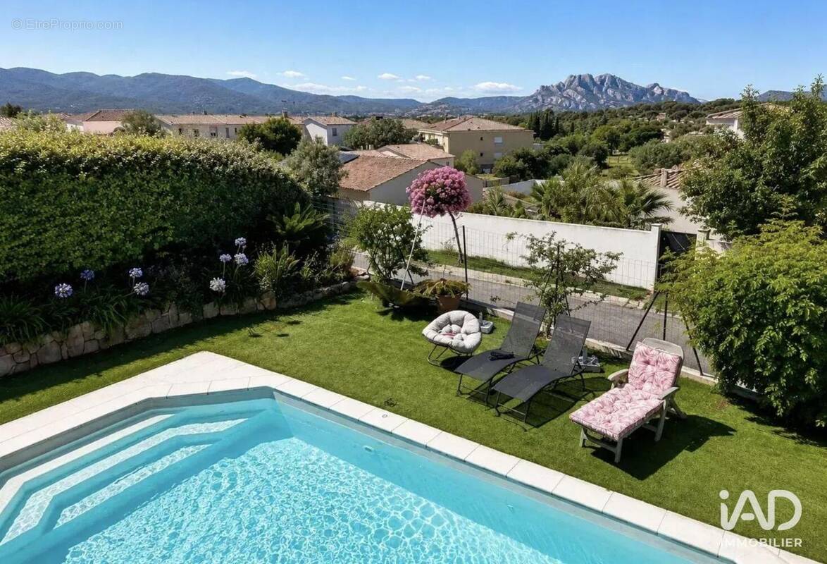 Photo 1 - Maison à PUGET-SUR-ARGENS