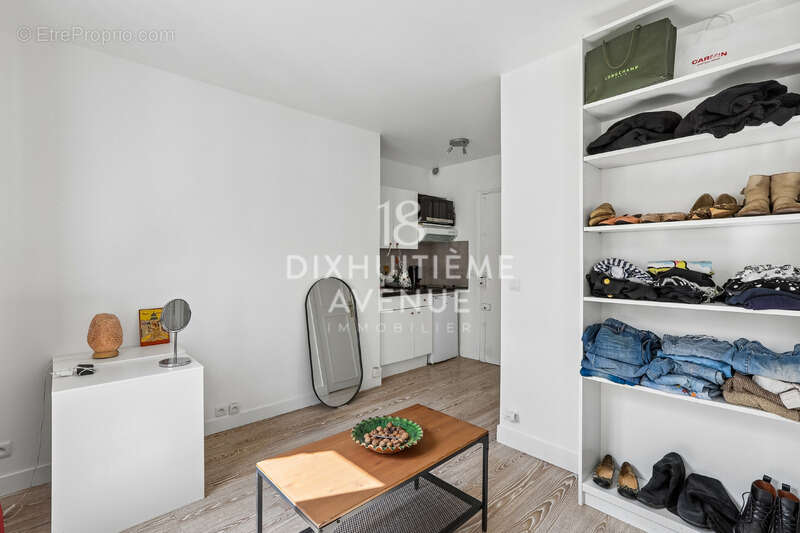 Appartement à PARIS-18E