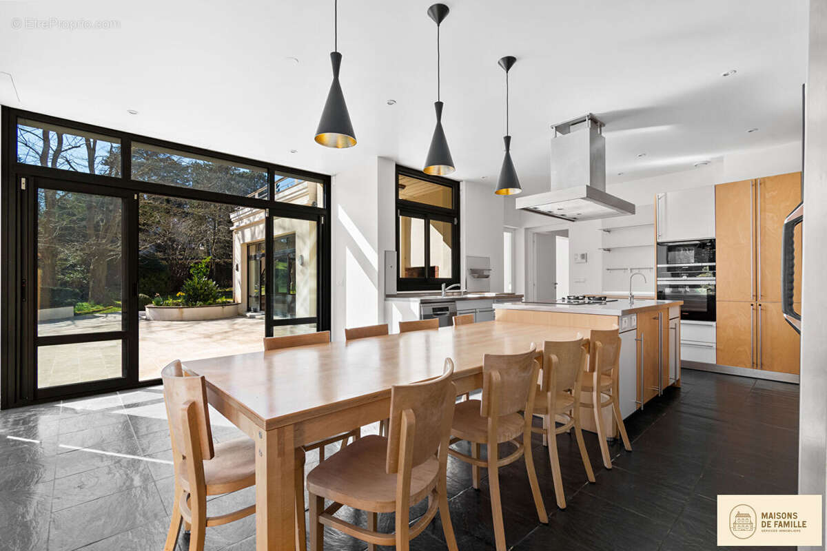 Maison à RUEIL-MALMAISON