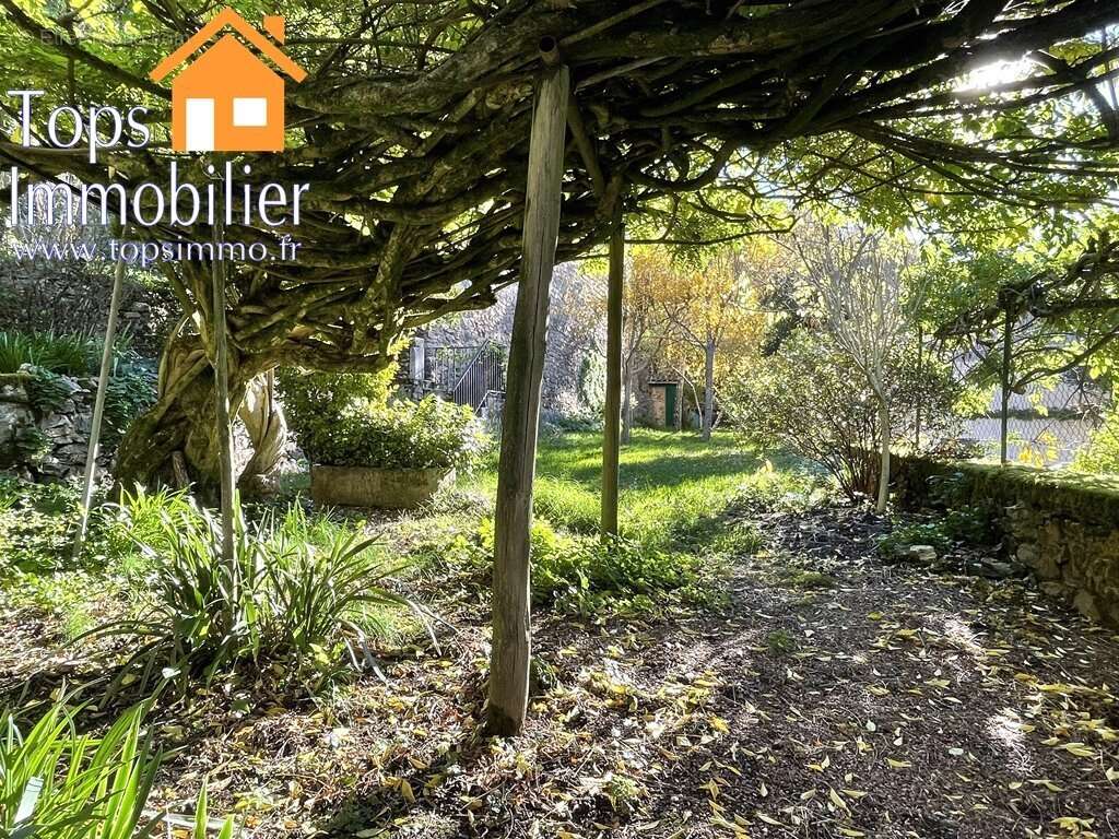 Appartement à VILLEFRANCHE-DE-ROUERGUE