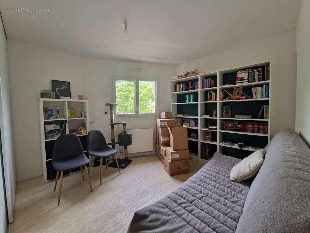 chambre - Maison à SAINT-SEBASTIEN-SUR-LOIRE