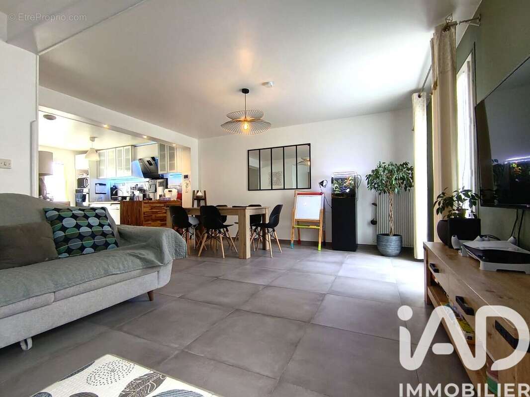 Photo 7 - Maison à VERT-SAINT-DENIS