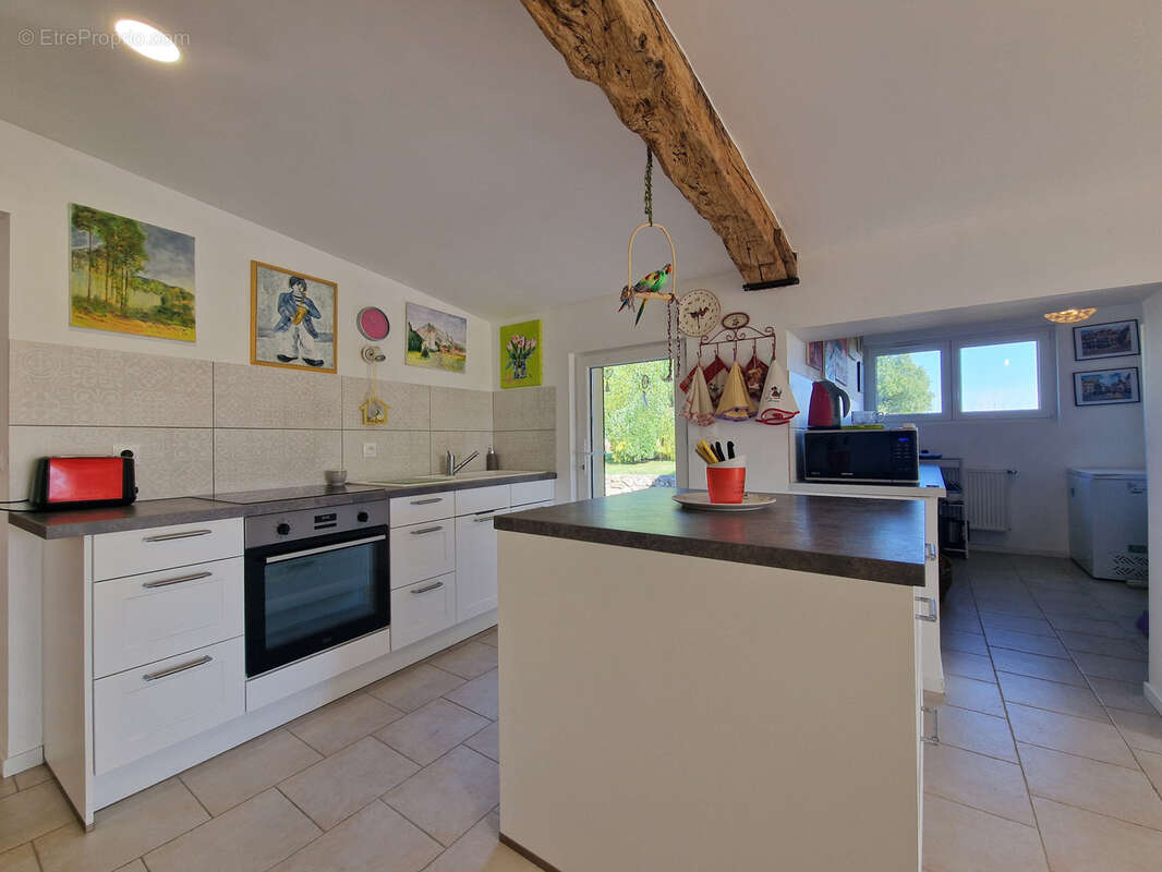 Maison à TUGERAS-SAINT-MAURICE