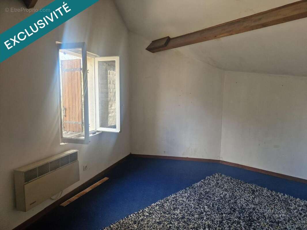 Maison 111 m² à Valignat  - photo 5