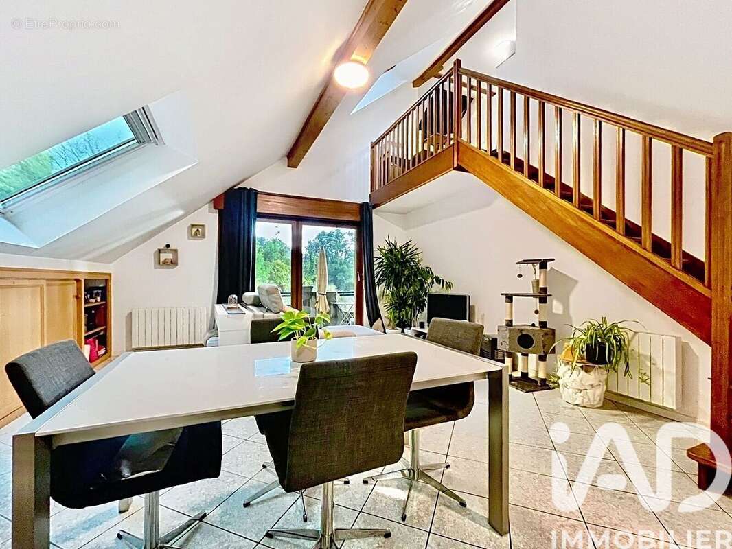 Photo 2 - Appartement à MACHILLY