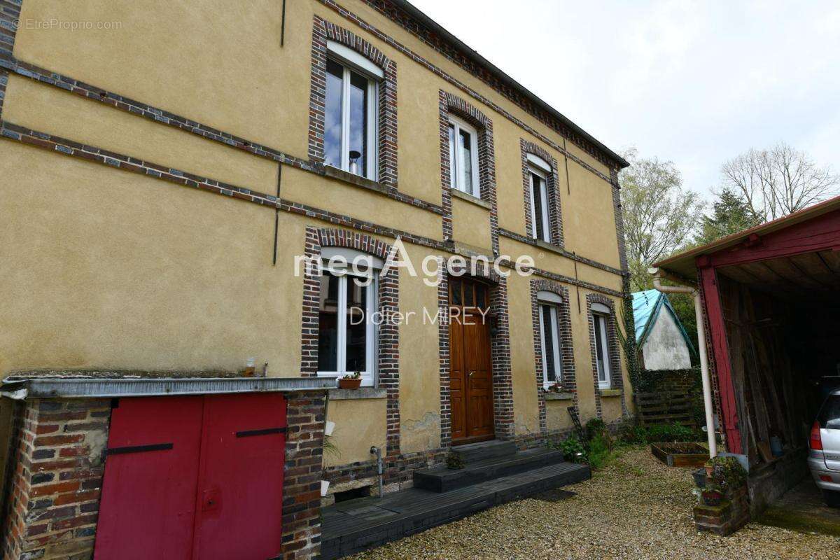 Maison à VILLEMOIRON-EN-OTHE