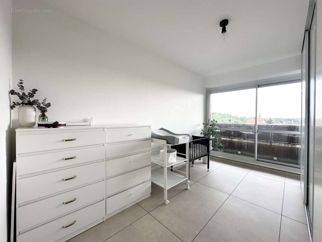 Appartement à LE PEAGE-DE-ROUSSILLON