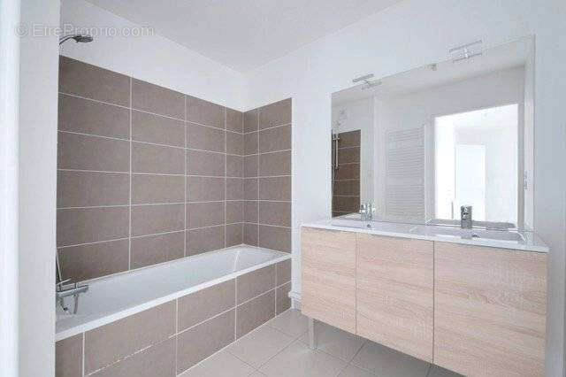 Appartement à RILLIEUX-LA-PAPE