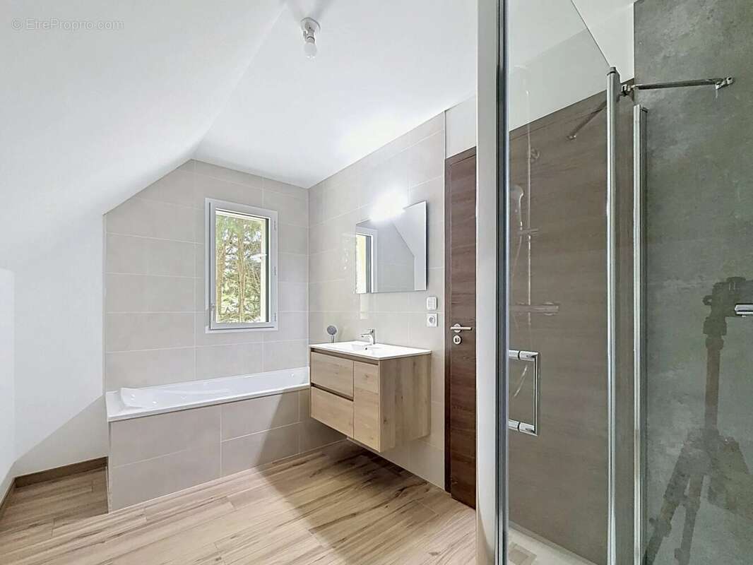 A AUBERVILLE – Maison contemporaine neuve avec 4 chambres et garage - photo 12