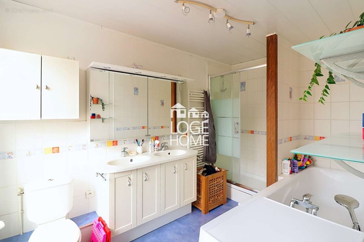 Maison à HELLEMMES-LILLE