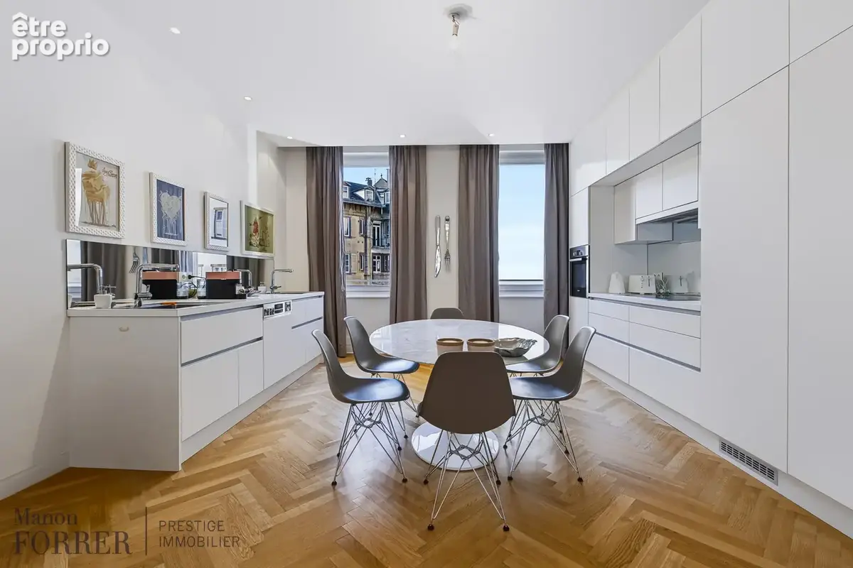 À VENDRE ! Appartement 5 pièces situé dans un immeuble en pierre de taille   135,86 m2 - photo 6