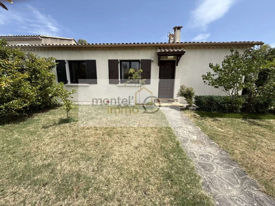Maison à MONTELIMAR