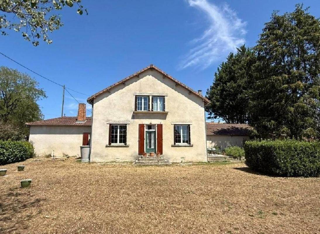 Maison à CHAMPAGNE-MOUTON