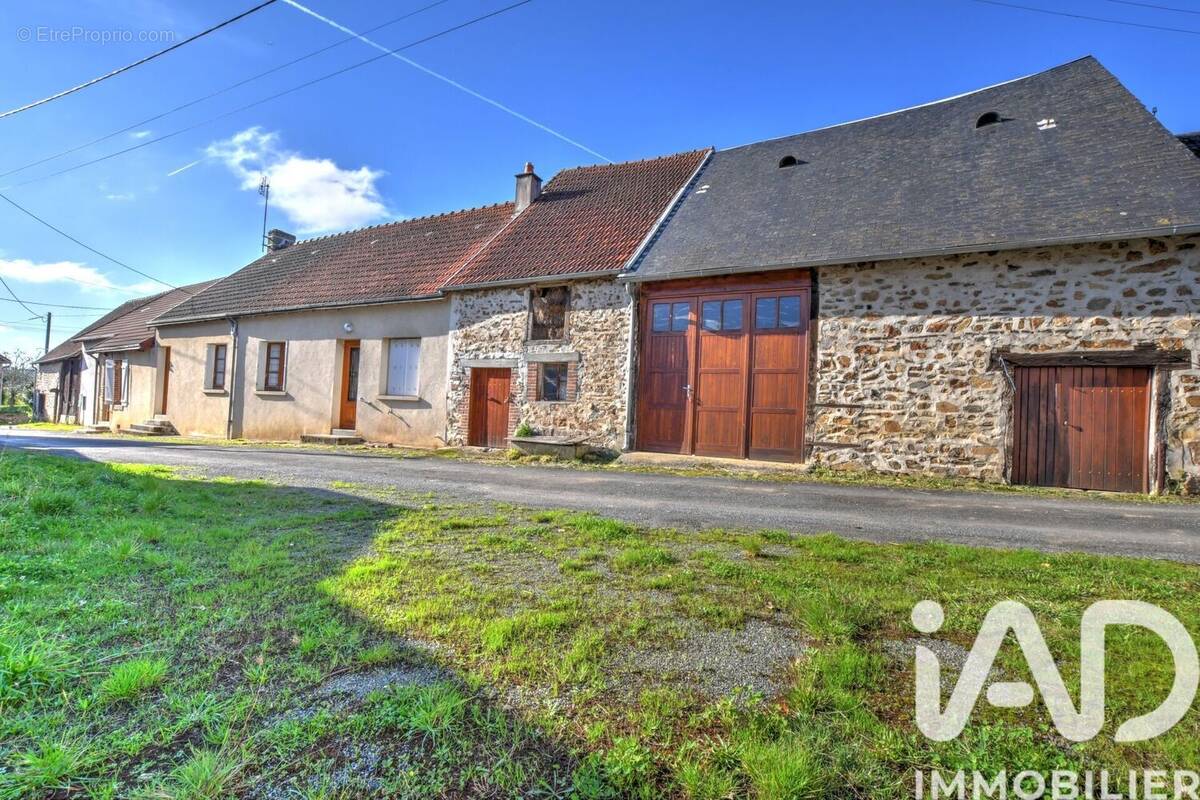 Photo 1 - Maison à LA CELLE-DUNOISE