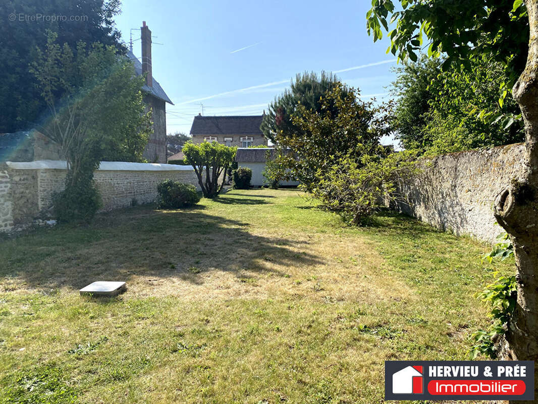 Maison à OUISTREHAM