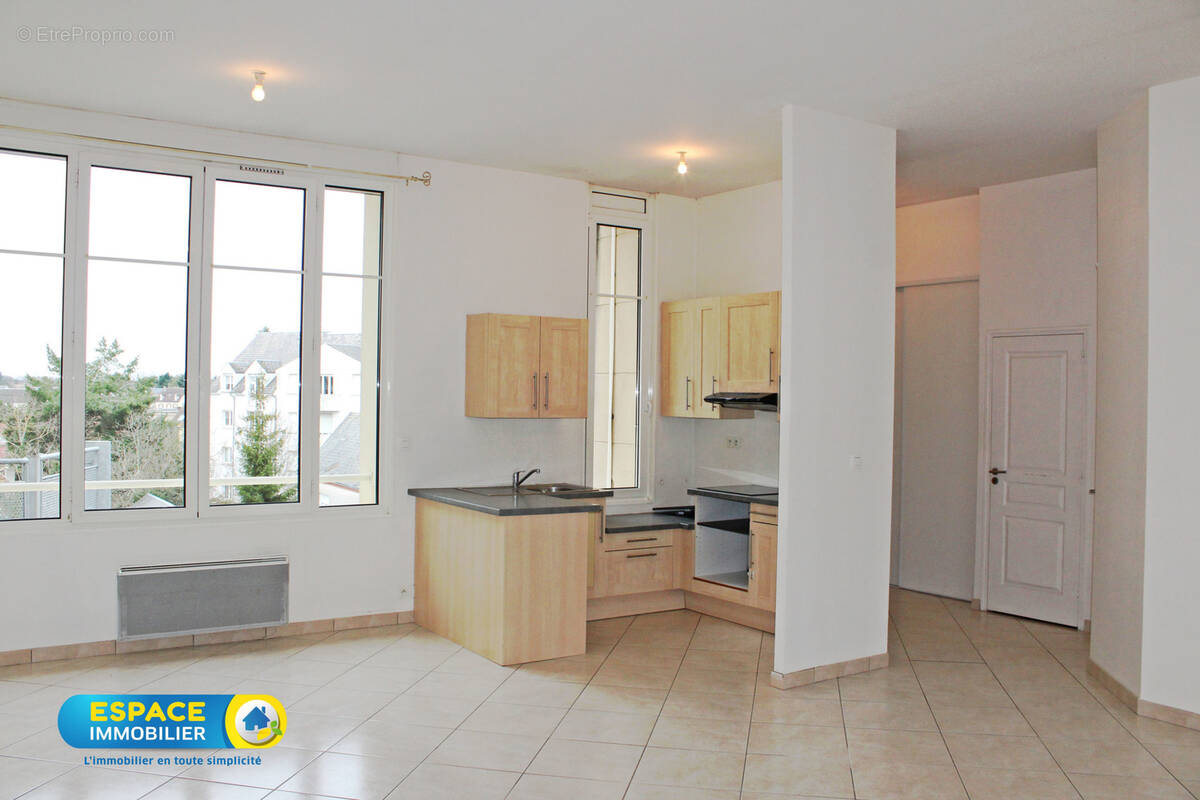 Appartement à CHATEAUNEUF-SUR-LOIRE