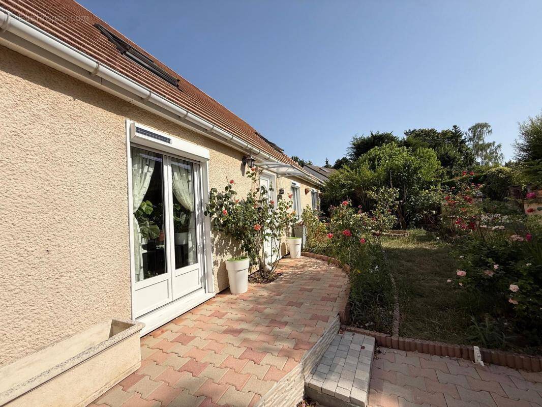 Maison à VILLIERS-SAINT-FREDERIC