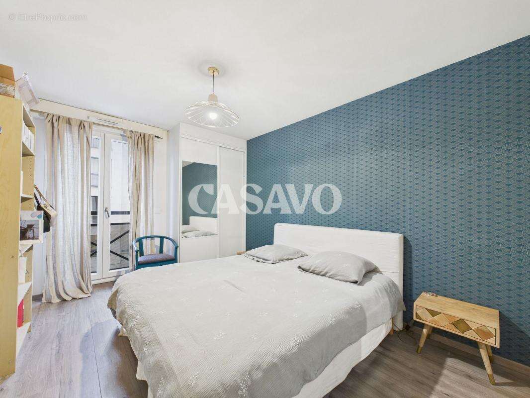 Appartement à CHARENTON-LE-PONT