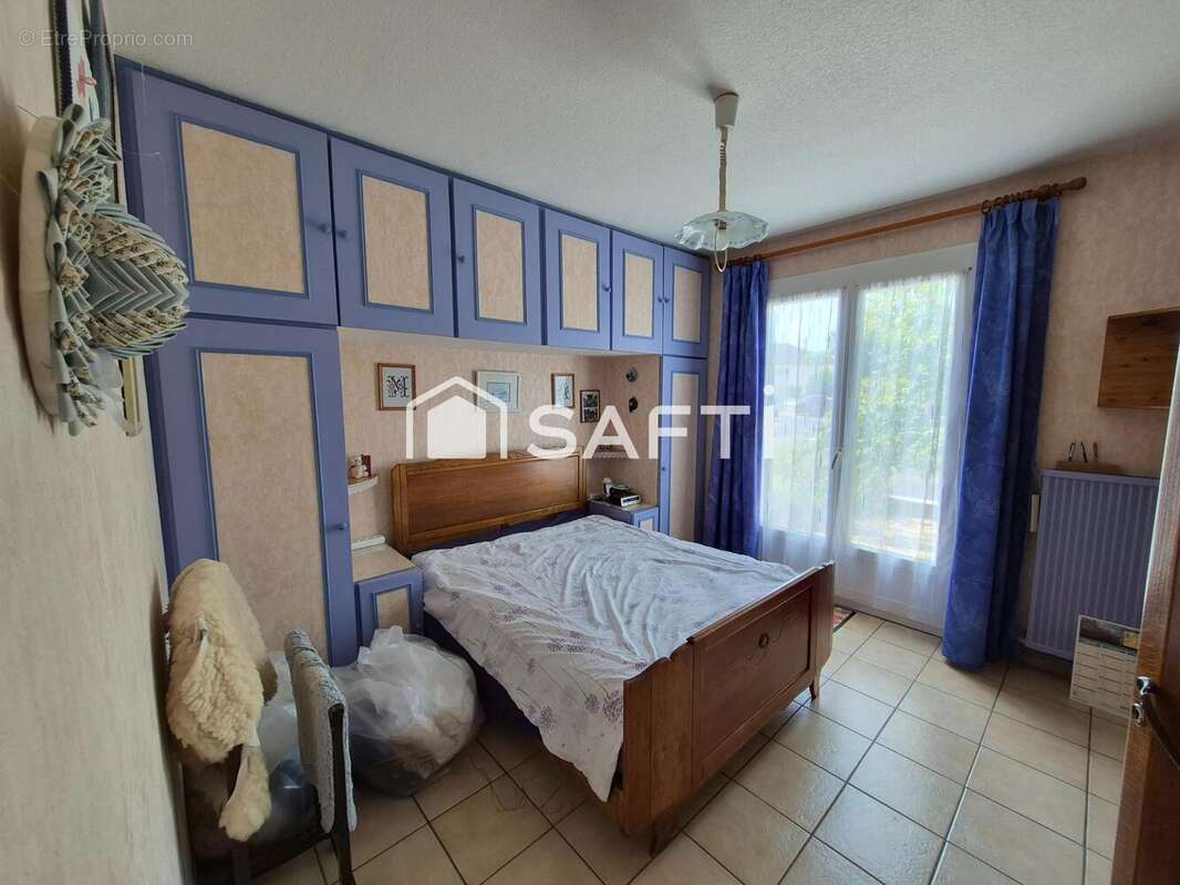 Maison 90 m² à Descartes  - photo 8